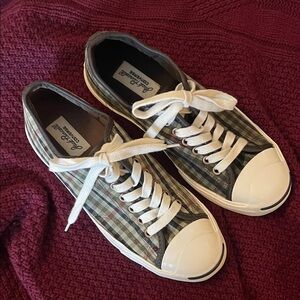 Converse unisex green and brown Plaid Sneakers.NWOT.Offers are welcome.